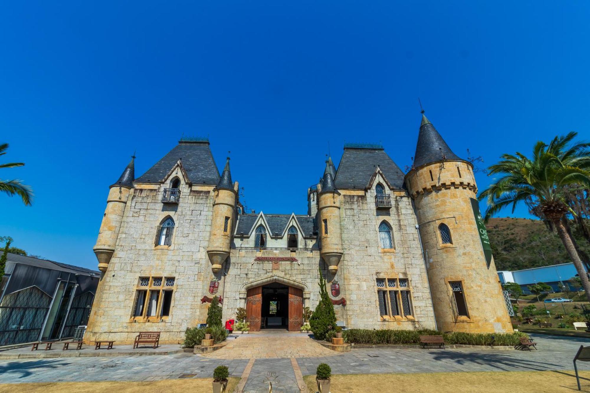 Castelo De Itaipava - Hotel, Eventos E Gastronomia エクステリア 写真